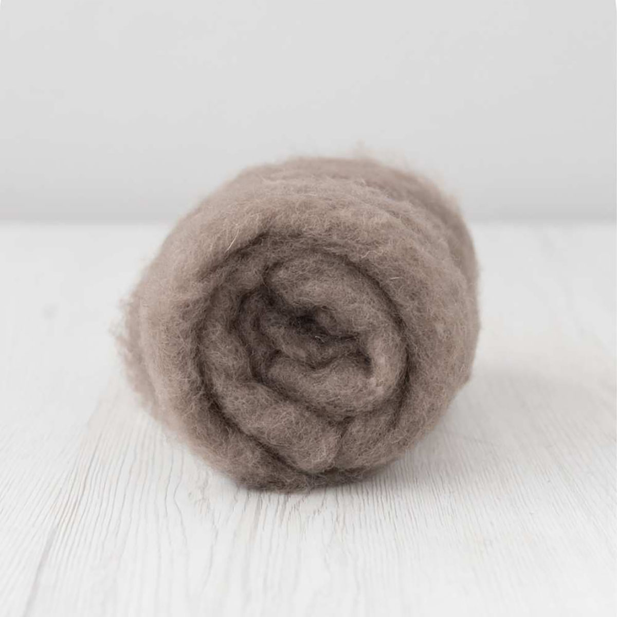 Lana Cardada Maori 27 Micras - Ceniza