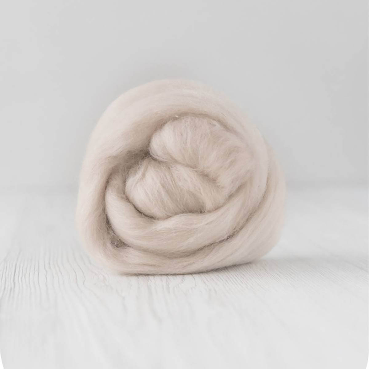 Lana Peinada Merino Extrafina 19 Micras - Arena